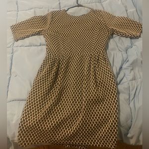 Black and White mid thigh dress. Worn twice to work.